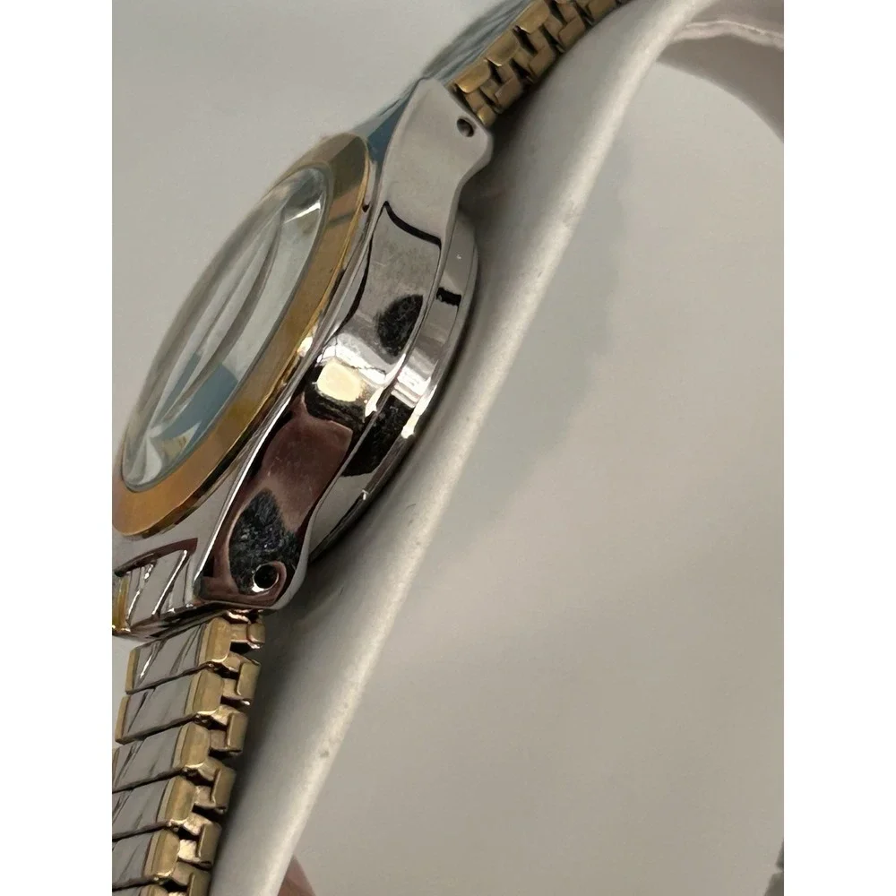 Waltham WA34LB‎ Gold Tone & Silver Tone Quartz Watch W/ Stretch Band & Box